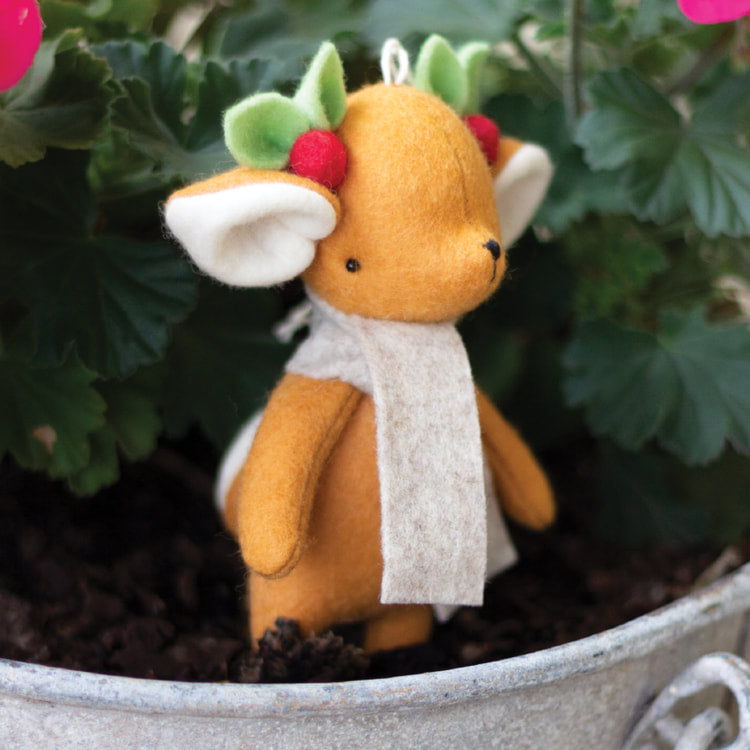 May Blossom Felt Pattern: Dash