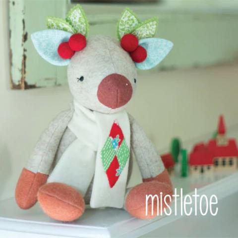 May Blossom Felt Pattern: Mistletoe