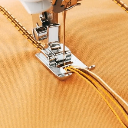 F019 - Brother 5 hole cording foot 7mm