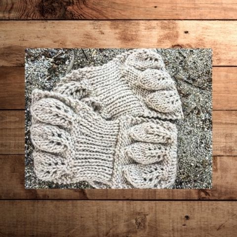 HC27 - Willow Infinity Cowl