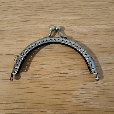 Purse Frames - Antique Brass Round