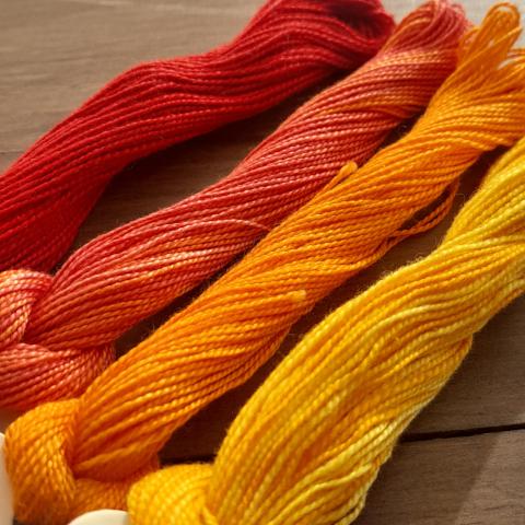 House of Embroidery Pearl 8 - Yellows, Oranges & Reds