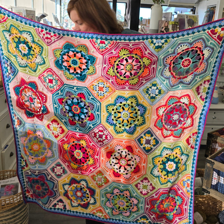 Eastern Jewels: Lucia Dunn's colouring of Janie Crow's Persian Tiles - Handzon's Yarn Selection Pack