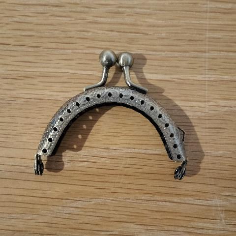 Purse Frames - Antique Brass Round