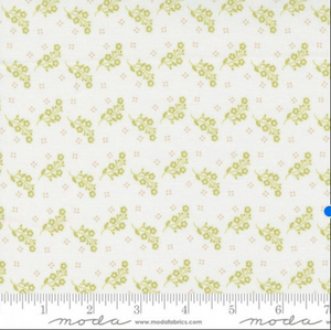 20484-22 Flowers and Dots - Green