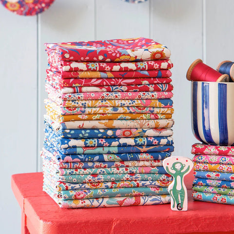 Sunshine and Lollipops materials and tools for Homespun Block of the Month