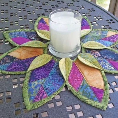 Fold'n Stitch Leaf Topper Pattern