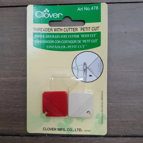Clover Threader with Cutter "Petit Cut"