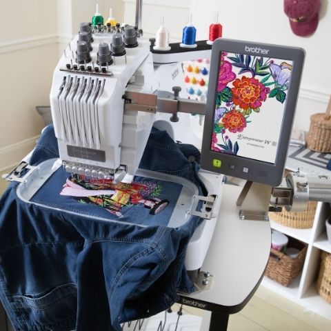 PR680W 6 Needle Embroidery Machine