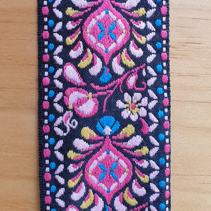 Black/Pink