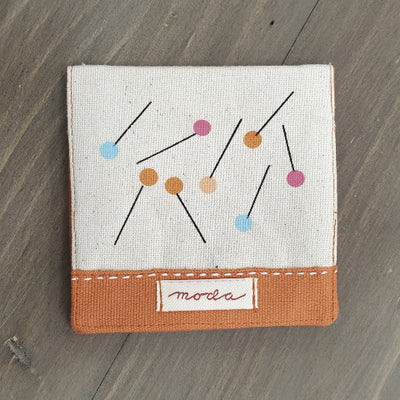 Make Time Sewing Needle Case / Keeper