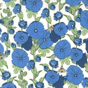 43101-21 Hollyhock & Bees Ivory/Cornflower