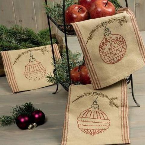 Stitches from the Yuletide - Kathy Schmitz