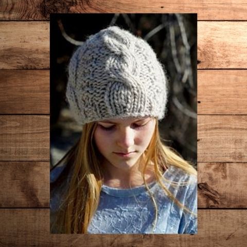 HC28 - Eliza Cable Beanie