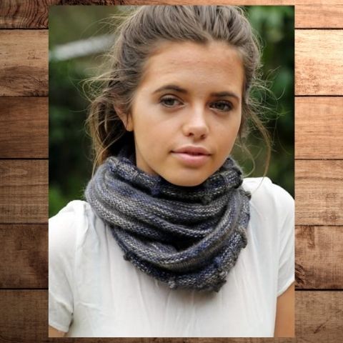 Touch Yarns 060 - Hinterland Cowl