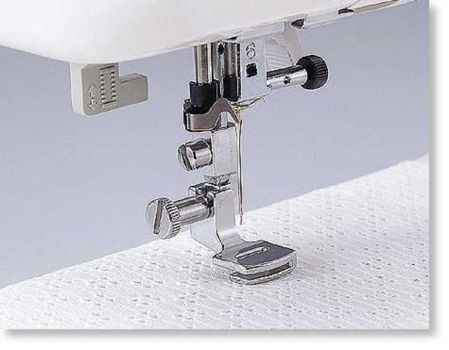 F010 - Brother low shank adaptor